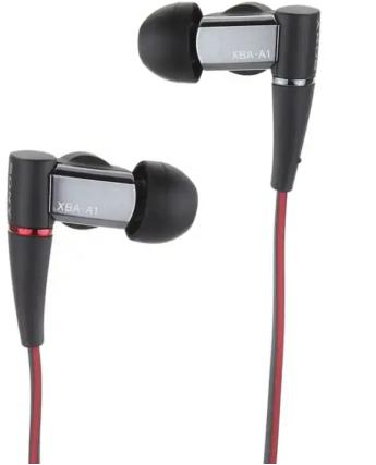 不漏音的带线耳机戴上比较舒服的,头戴式耳机让声音更好听推荐