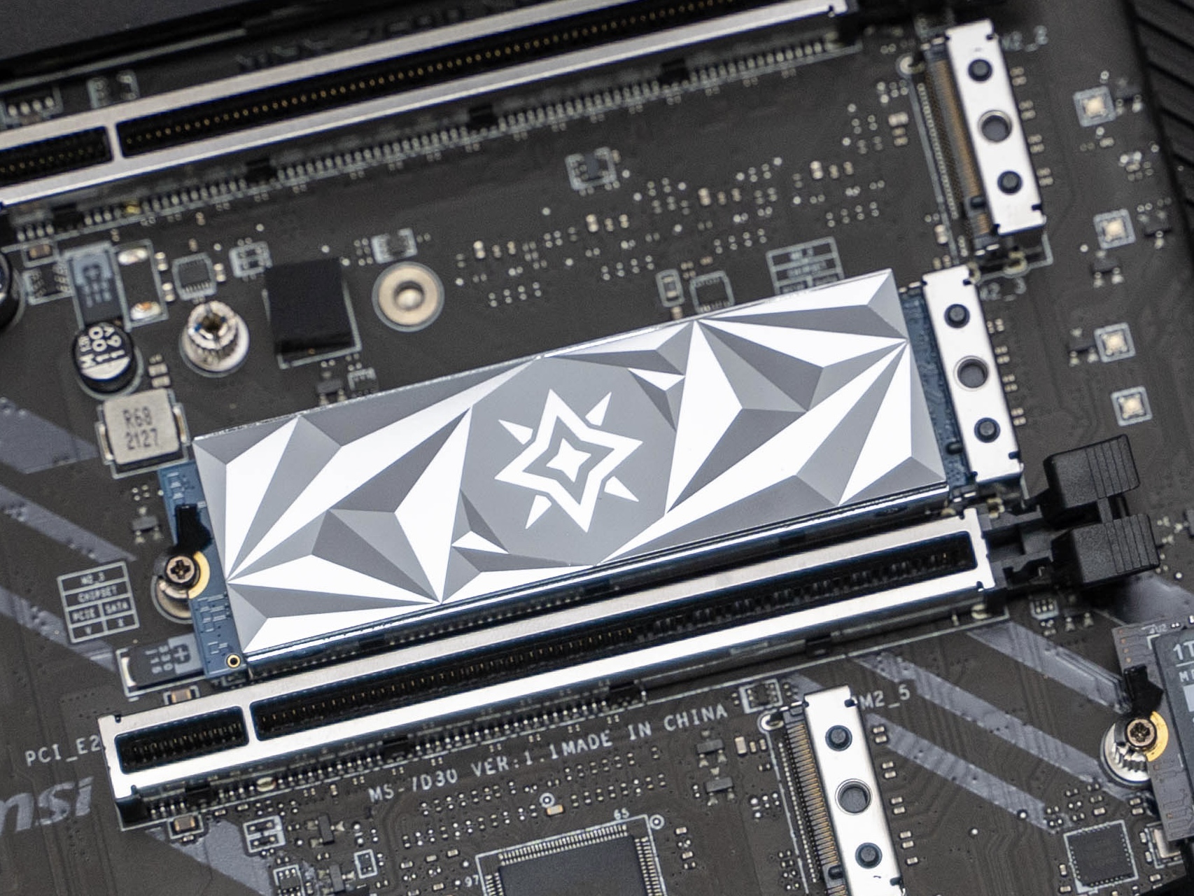 影驰星曜x4m.2固态,影驰星曜x4pro1t怎么样