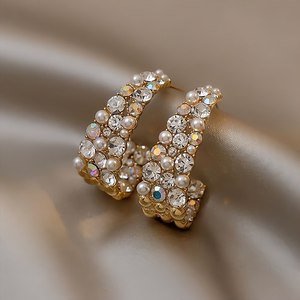 珠宝应该怎么选,注册首饰商标需要注意哪些