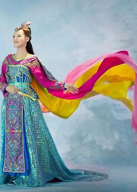 虞书欣雷人造型,虞书欣少女感造型盘点