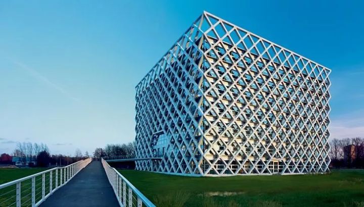 荷兰研究生留学条件及费用,荷兰研究生留学条件及费用最新