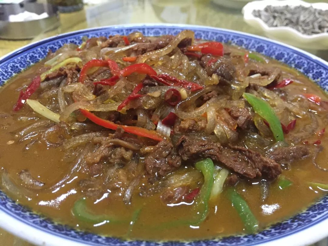 吃到嗓子眼的牛肉面,吃到嗓子眼的榴莲自助