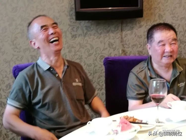 老战友四十年相聚联谊会上的感言,老战友40年后相逢重温战友情