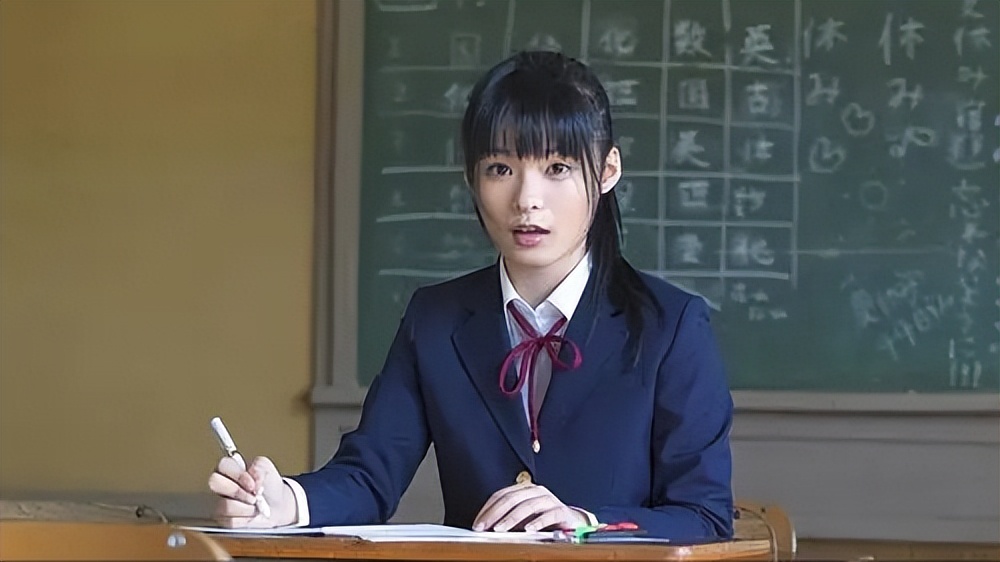 1988年日本校花被囚41天，遭侵害超500次，未成年凶手仅被判8年