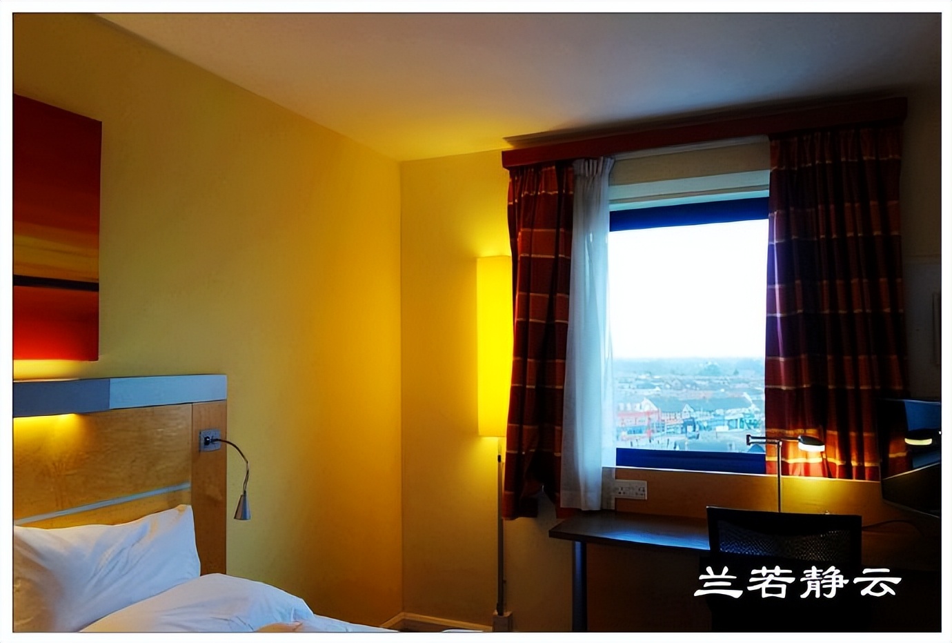 英国美女马术骑手,英国女王出行皇家马队