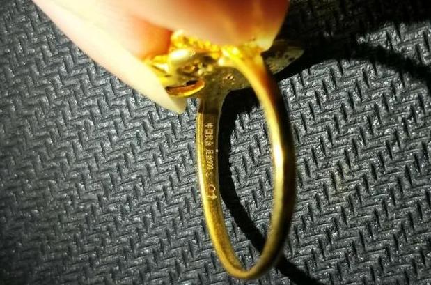 小黄金辨别真假黄金,怎样用简单的方法判断黄金的真假