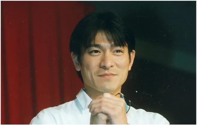 鍒樺痉鍗庣牬娲炵墰浠旇￥浜浉,鍒樺痉鍗庢棭鏈熺矇鑹查湶鑴愯