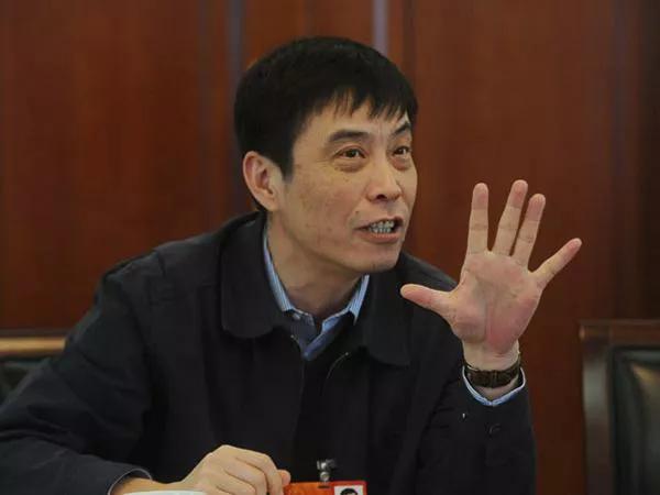 限薪令对中国足协有什么影响,限跌令违背市场规律吗