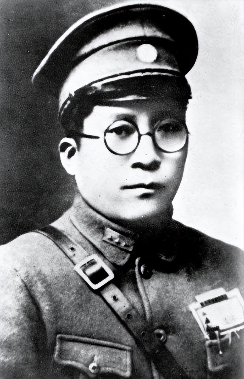 西安事变后，张学良向周恩来提出：能否派徐老虎帮我们