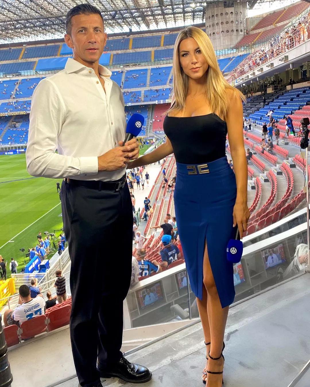 最美内拉祖里,国米蓝黑女神伊娃-基尼和卡西利亚斯热恋?