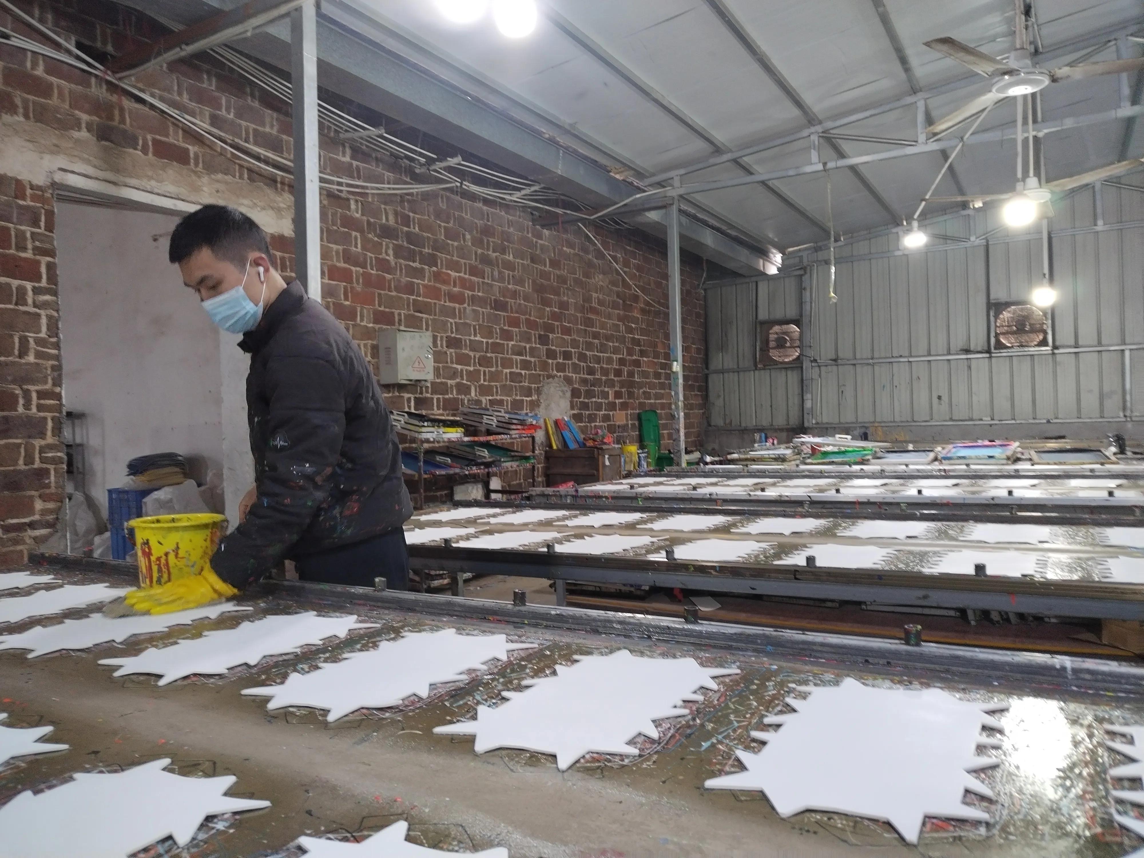 乐鞠集团高层走访基地一线慰问和调研安全生产