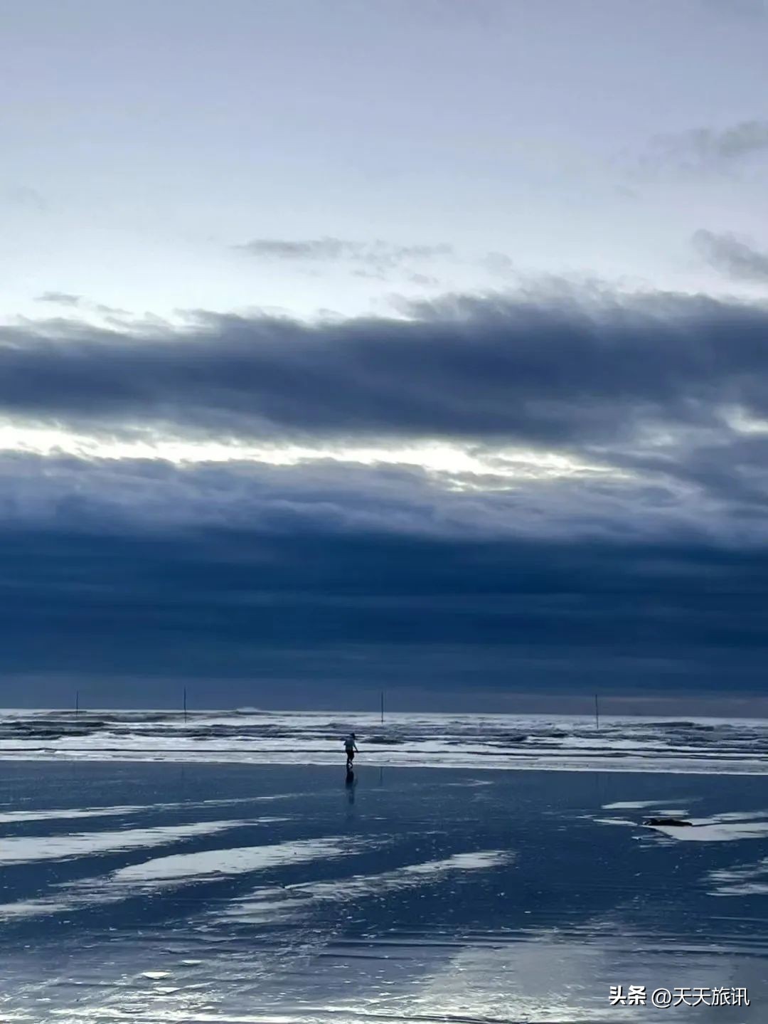 坐地铁看海,坐着地铁去看海南京