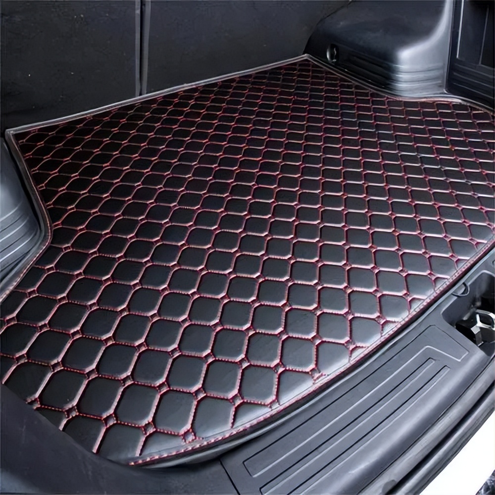 汽车有必要铺车底吗,汽车有必要铺避光垫吗