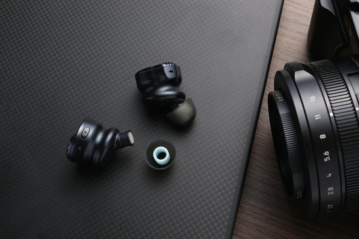 飞傲FW5真无线耳机,飞傲fw5对比达音科dtw1000h