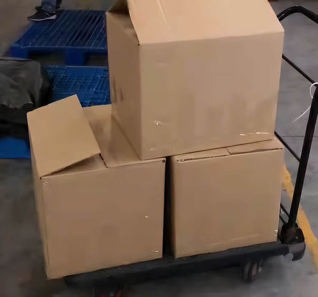 潍坊寄快递最便宜的方法上门取件,中国寄快递到美国哪家公司最便宜