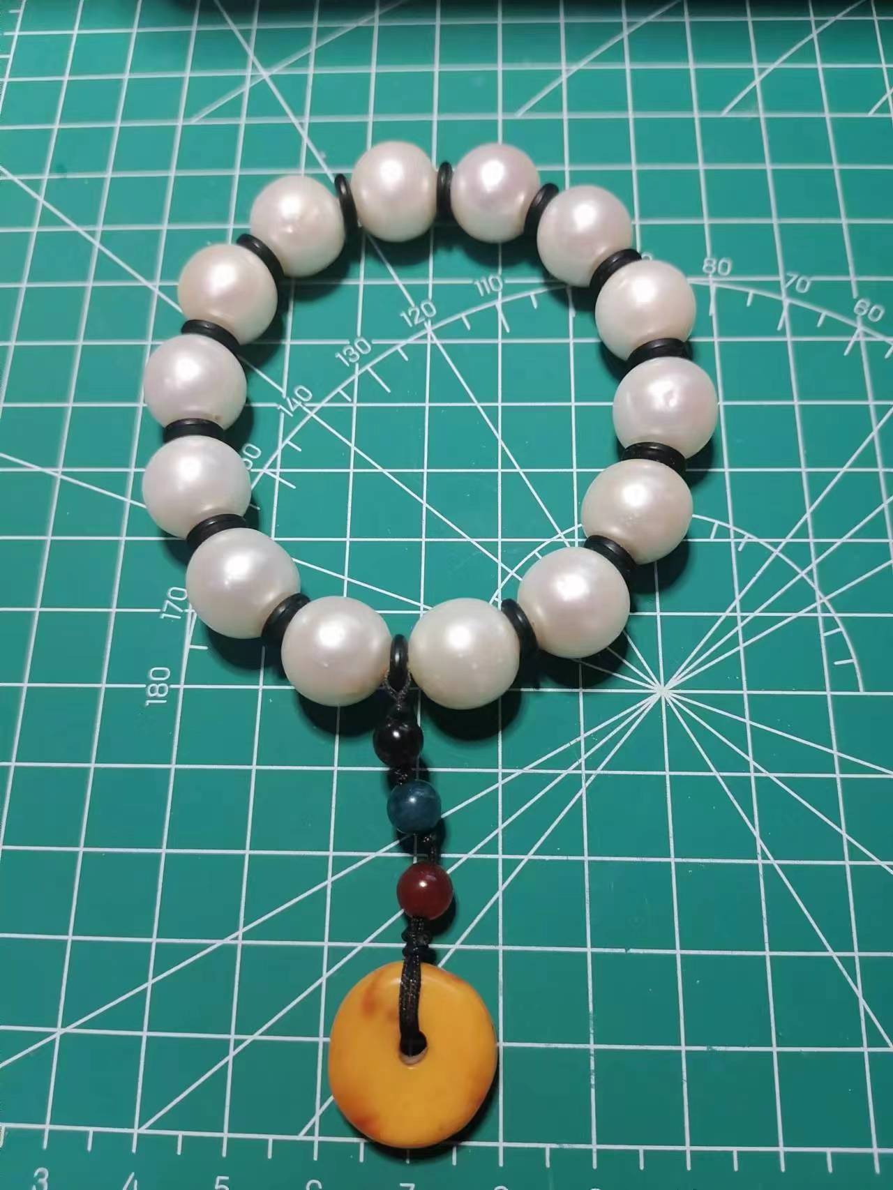 一文说清手串珠数、颜色、材质、鉴别与开光