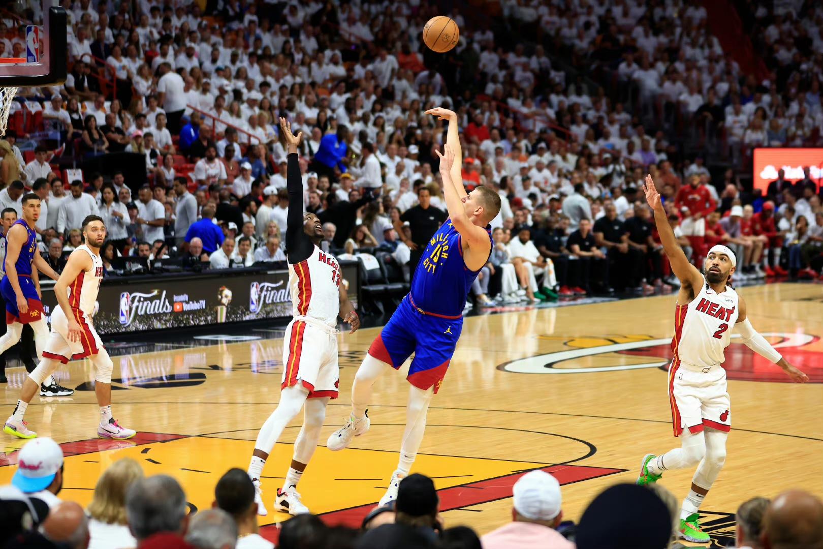 2022年季后赛约基奇,今年季后赛掘金表现