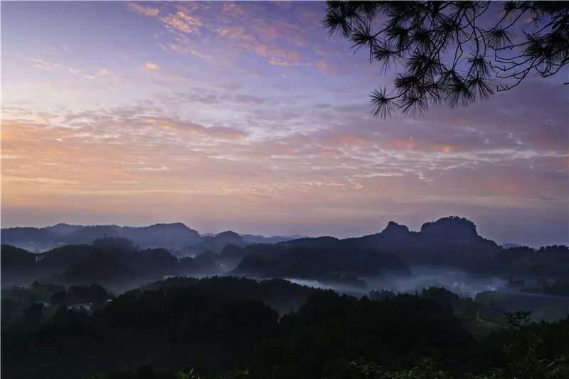 你好，我叫威远，这是我2023年的最新简历！