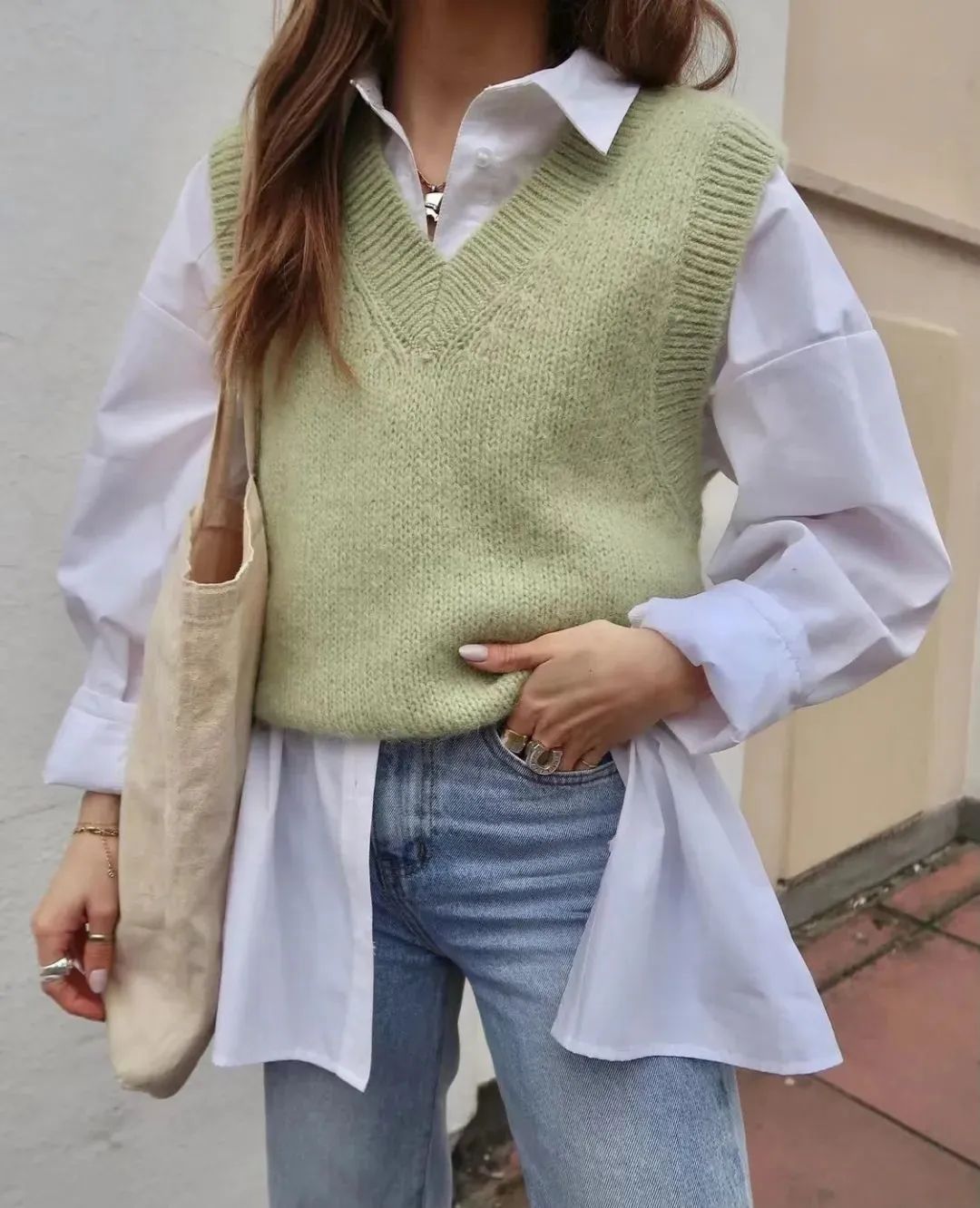 包包推荐小众高级感斜挎春款,巴黎春夏街拍