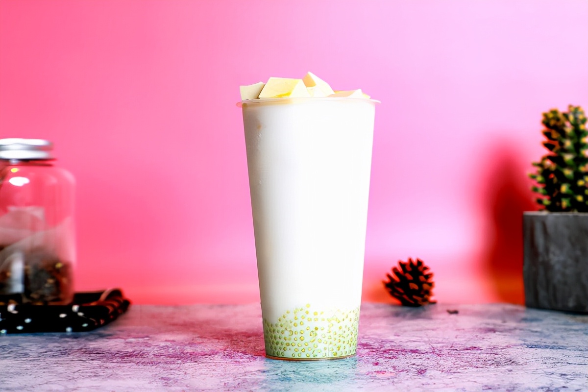 牛奶跟红茶可以直接混合成奶茶吗,白糖红茶奶茶