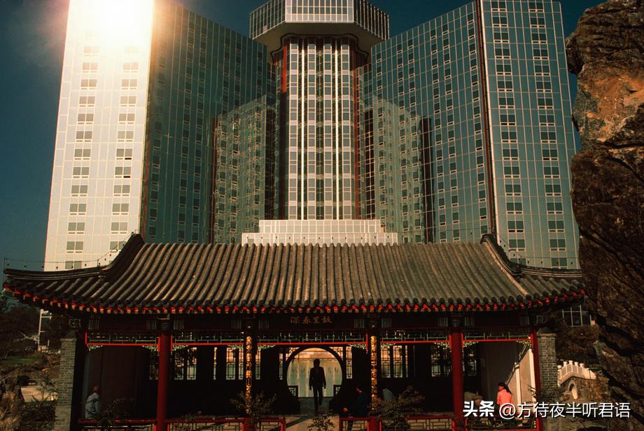 1984年的北京城，皇城根儿下的日常影像