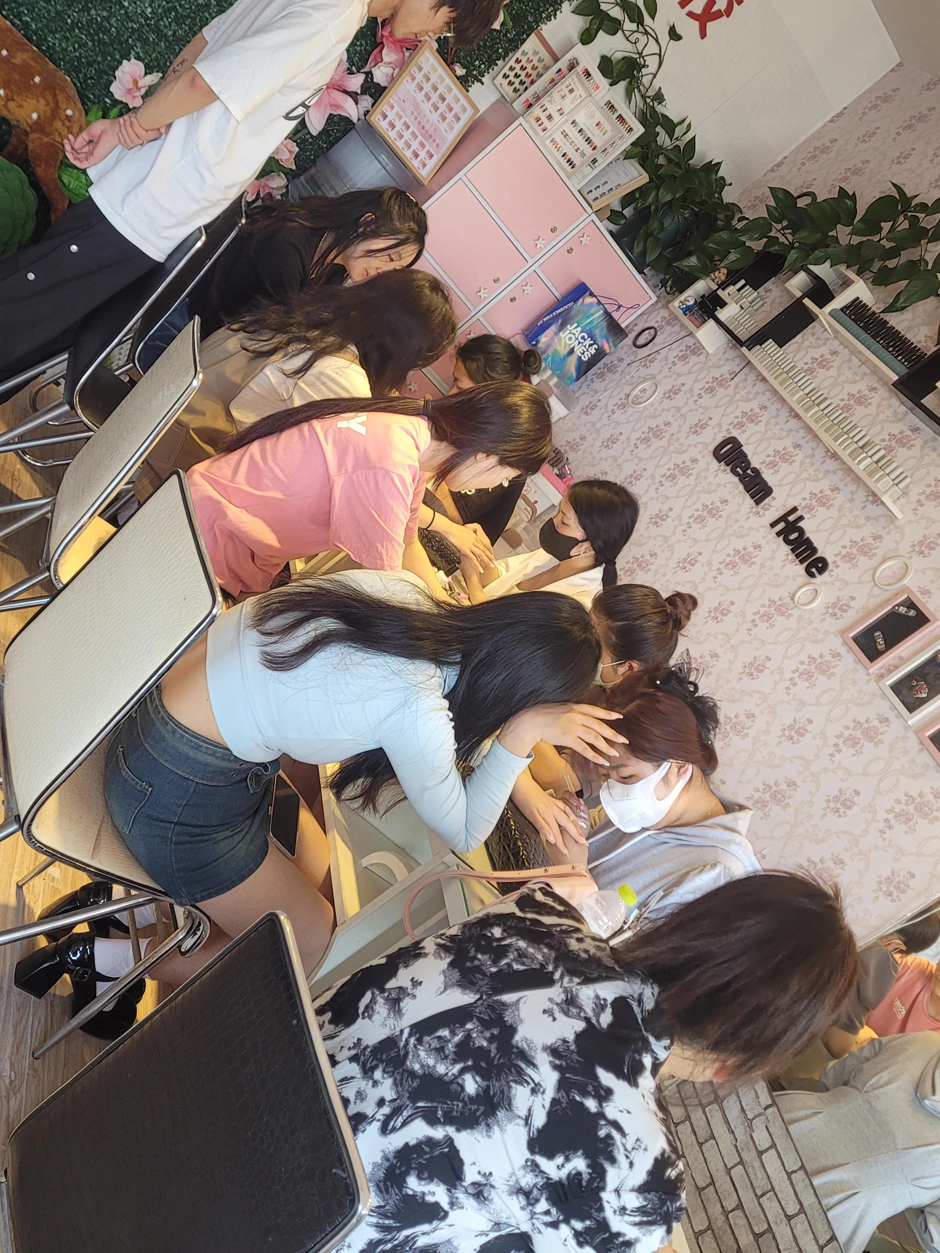 青岛西海岸纹绣学校,黄岛美甲纹绣培训