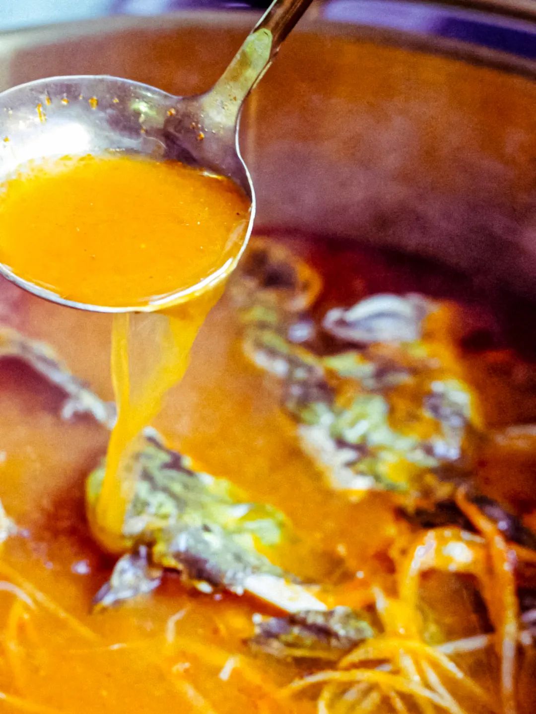 夏天最爱吃的美食,贵州酸汤火锅去哪吃最正宗