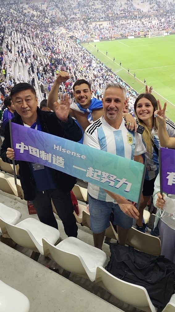 陈梦父母看比赛,陈梦父母庆祝夺冠视频