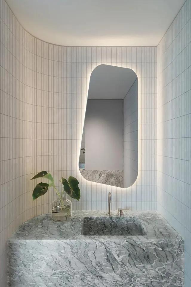 NorfolkBurleighHeads/澳大利亚黄金海岸掀起了巨浪