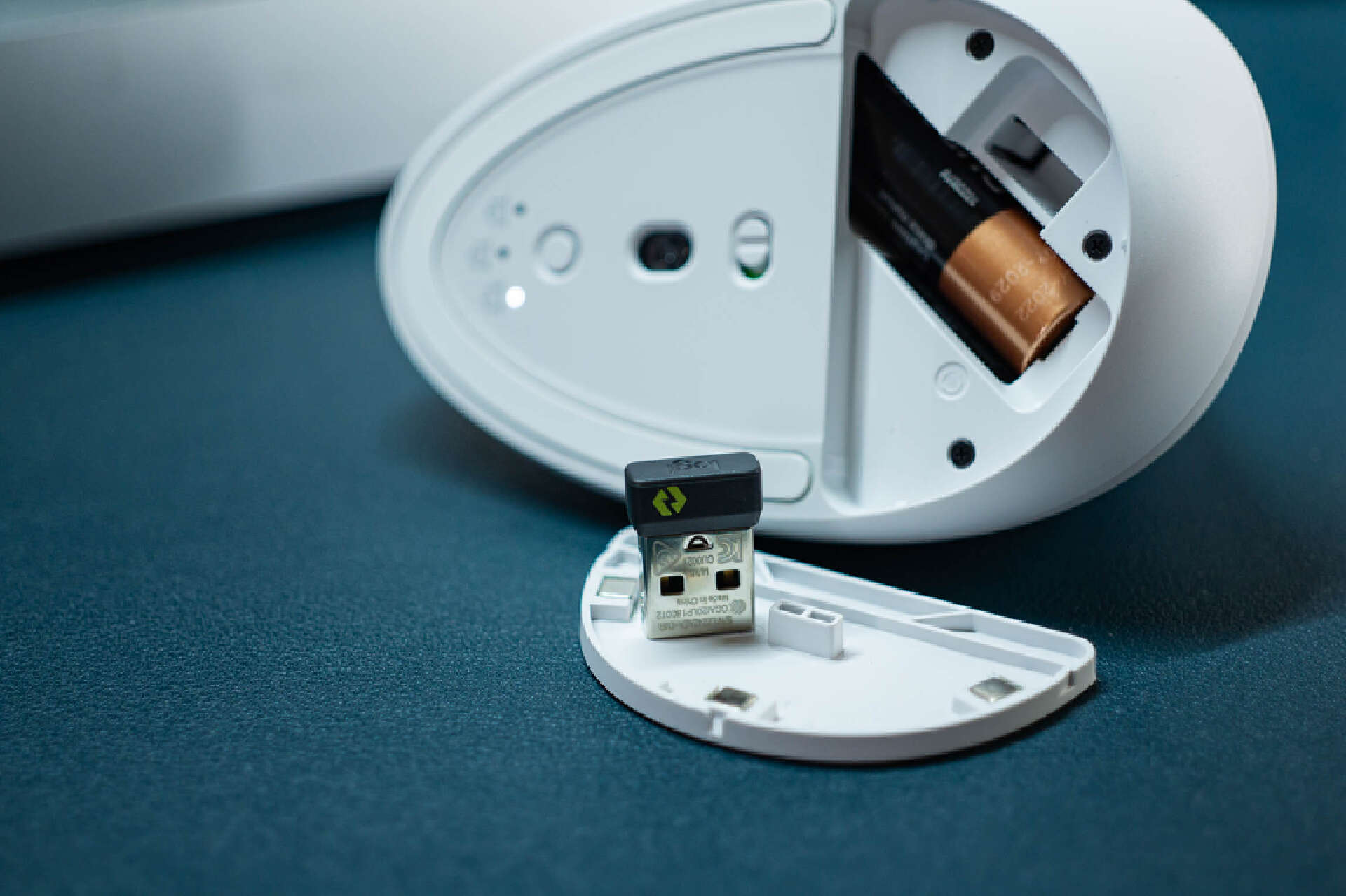 新手用罗技鼠标vs老手用罗技鼠标,罗技鼠标办公哪一款最好用测评