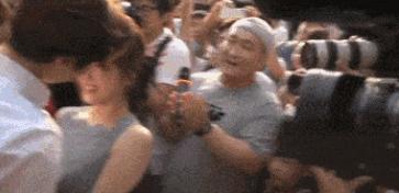 暴露年纪的人,韩国明星经历过什么才会爆火