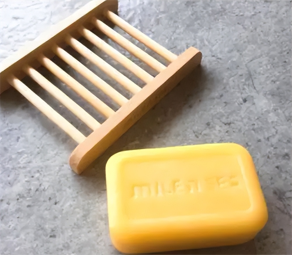 女子坚持半年用硫磺皂洗头怎么样,四川女生用硫磺皂洗头