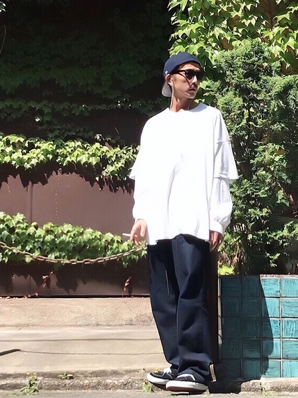 教你4个精致又时髦的穿搭思路,今年流行的松弛感穿搭太时髦了