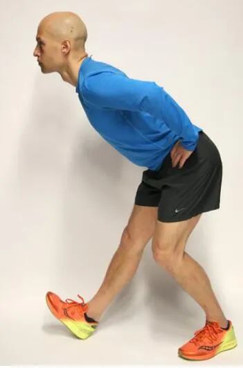 一分钟简单的跑步教学,3秒教会你正确的跑步姿势