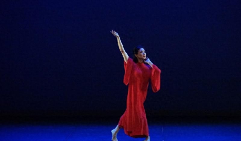 做完变性手术后的金星，在和女人一起洗澡时，会动心吗？