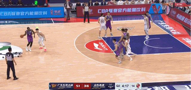 汤神运球再现神奇操作,汤神单场14记