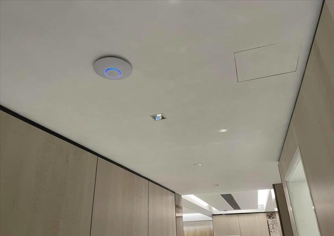 快、稳、雅！两层小复式，优倍快UniFi无线WiFi6全覆盖