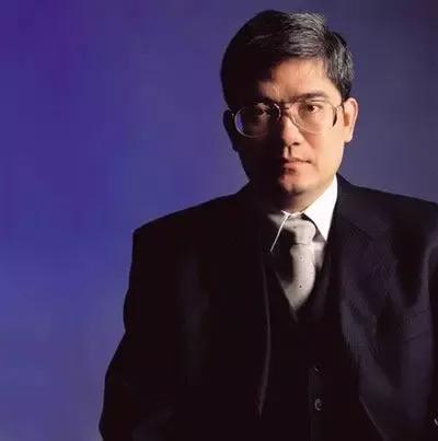 著名教授*养包**空姐，送豪宅送现金，3年后联手第6任前妻全要回来