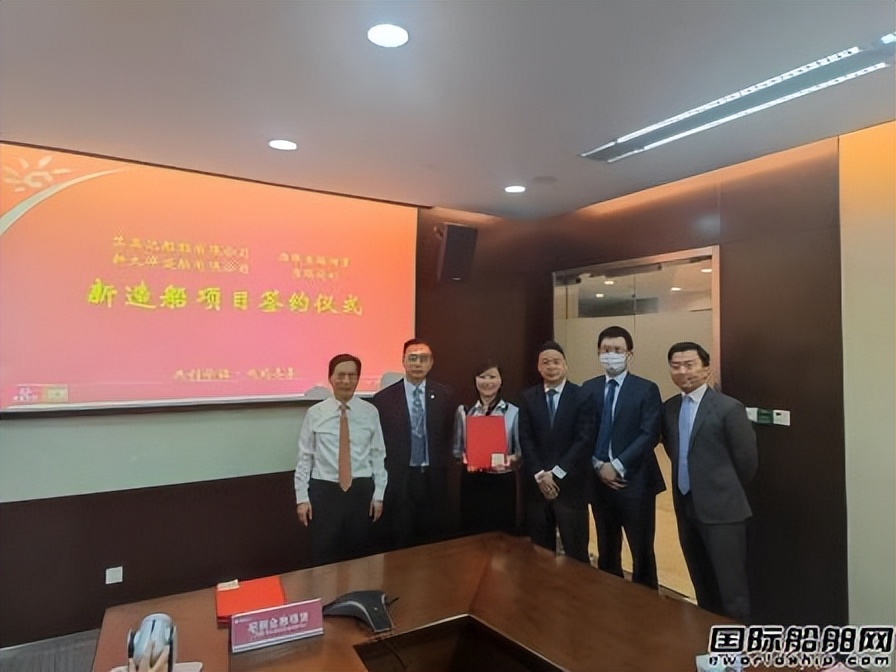 8艘21万吨散货船订单,8艘21万吨散货船