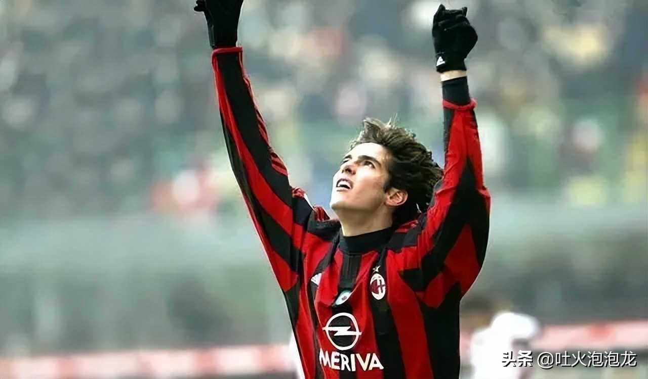 足球进球庆祝动作集锦,那些精彩进球瞬间足球