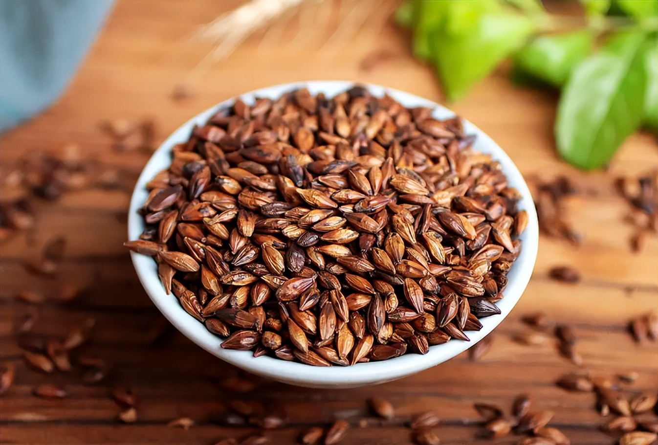 夏天炎热雨水多，建议：应季而饮“3黄2红”，清补解暑受益多