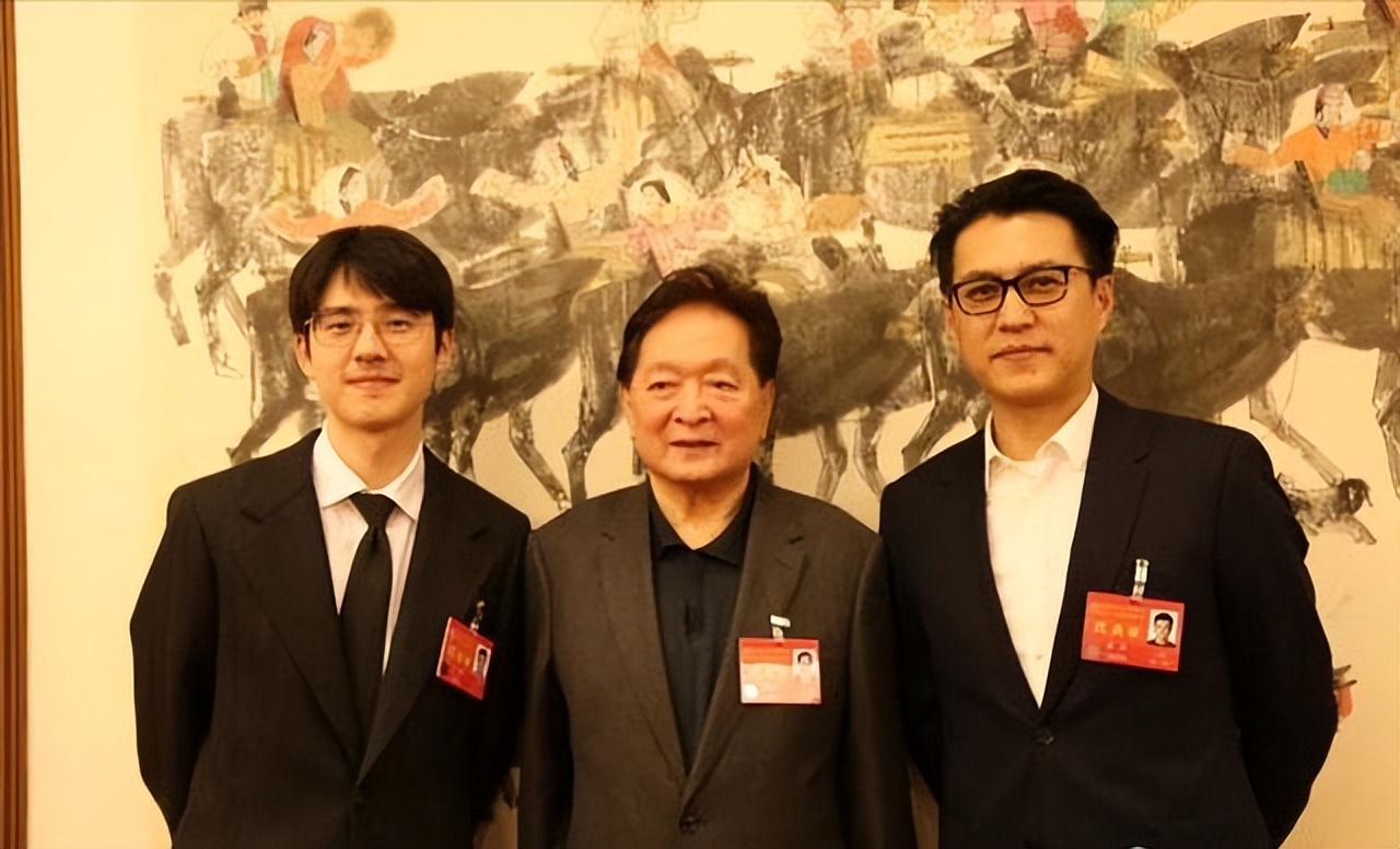 黄磊一家子的翻车，让我看到了娱乐圈里，有太多“绝望的文盲”