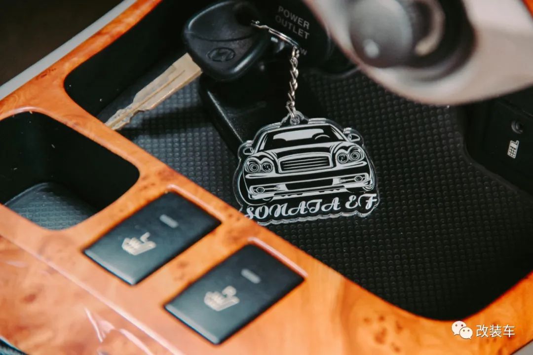 1万的二手索纳塔,1万的索纳塔