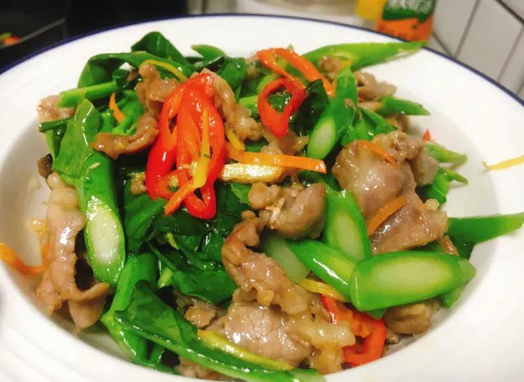 补钙第一名的菜芥蓝,营养专家推荐的7种绿叶蔬菜