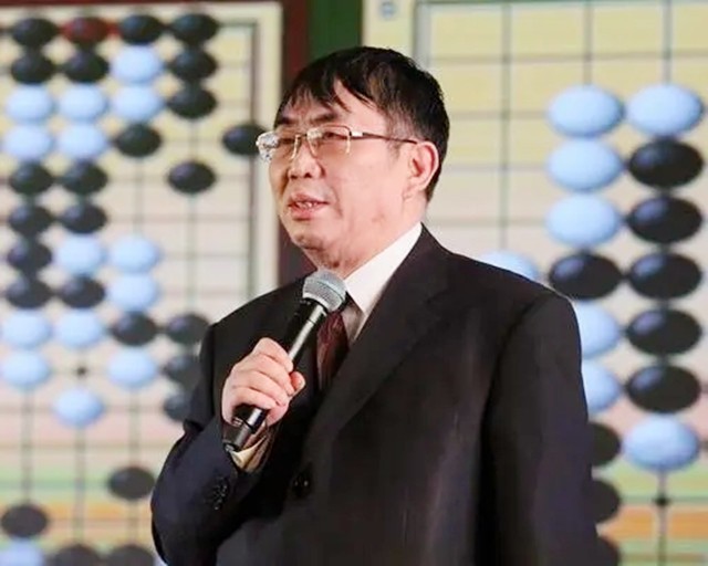 聂卫平被骗走的酒瓶价值不菲,季克良没拿聂卫平的酒瓶