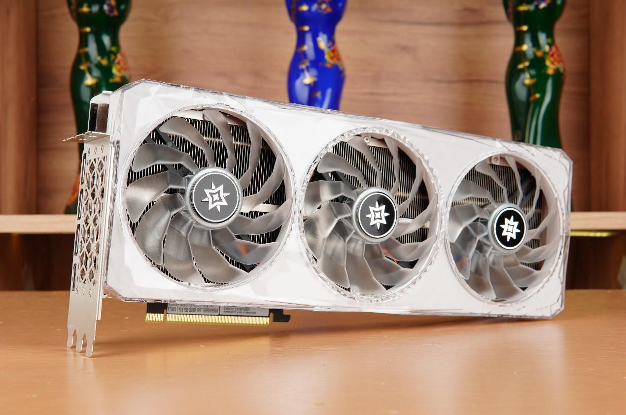 乔思伯d300和d301哪个好看,乔思伯d301和先马大境界对比