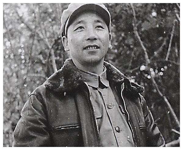 抗美援朝战争邱少云与黄继光事迹,抗美援朝战场邱少云等英雄事迹