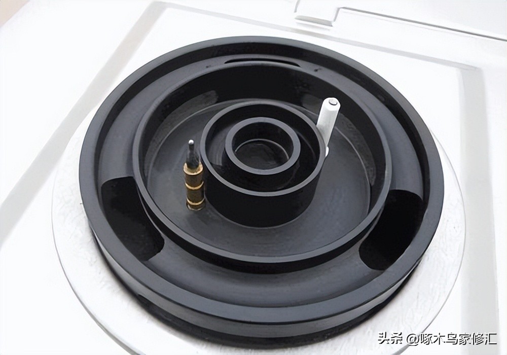 煤气灶有一个灶台打不着火怎么办,煤气灶打不着火了有哒哒哒的声音