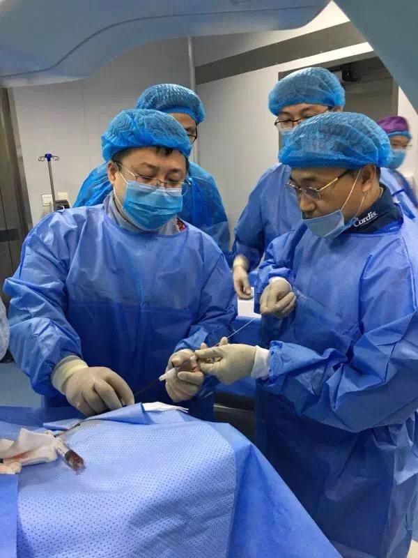 我的左腿深静脉血栓怎么办,医生说我有血栓的征兆怎么办