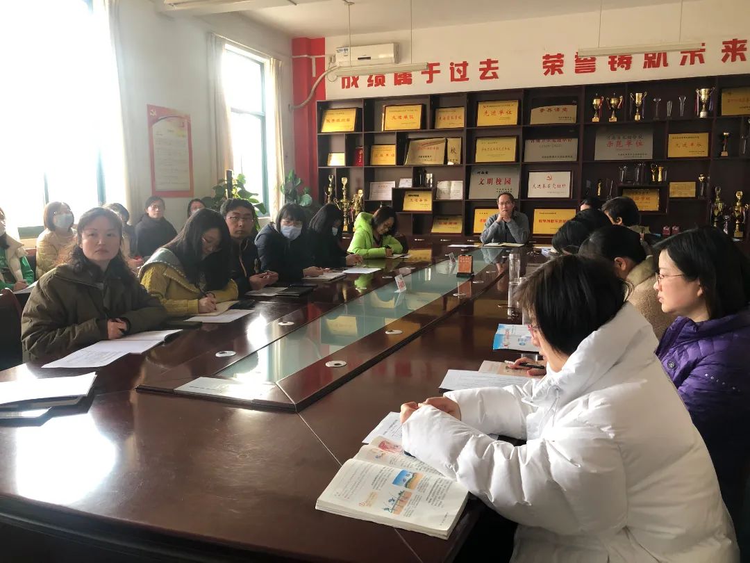 郑州市第八十八中学:团结合作向未来博雅耕读育桃李